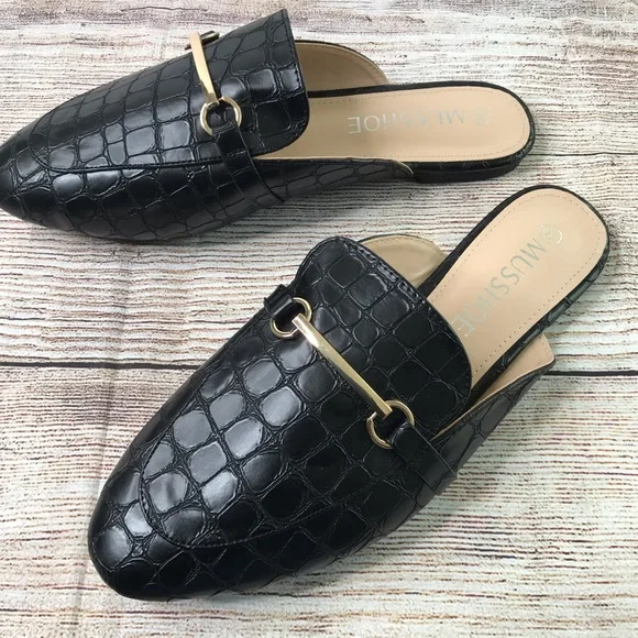 Black Mule Slides Size:8 - Picture 9 of 10